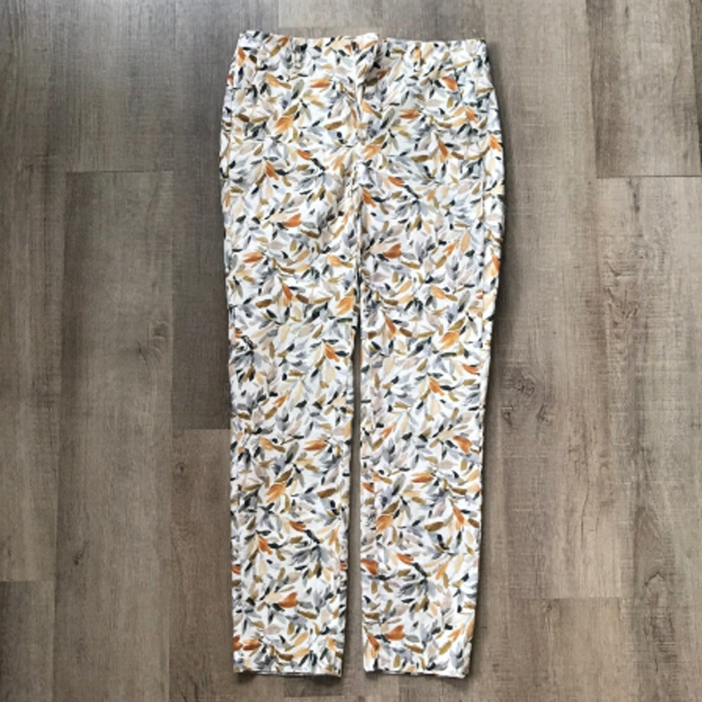 Zara basic collection size 02 floral pant
